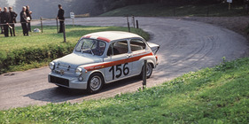 Fiat-Abarth 850 TC (1968) - Arturo Merzario beim Eigenthal-Bergrennen 1968 Fiat-Abarth 850 TC (1968) - Arturo Merzario beim Eigenthal-Bergrennen 1968