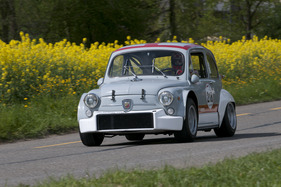 Fiat Abarth TCR (1970) - im Feld der Touren- und Sportwagen aus der Nachkriegszeit am GP Mutschellen 2012