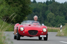 Fiat Barchetta 103 Sport 1200 S (1957) - eine Rennbrille würde das Fahren einfacher machen