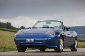 Fiat Barchetta (1998) - rundliche Formgebung erinnert schon ein wenig an ein Bötchen