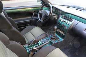 Fiat Coupé 2.0 16V (1995) - helles Cockpit mit erstaunlich viel Platz