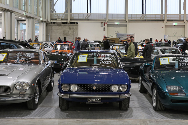 Fiat Dino 2000 (1968) - natürlich in Superzustand und zum Superpreis - 42. Auto e Moto d'Epoca 2025