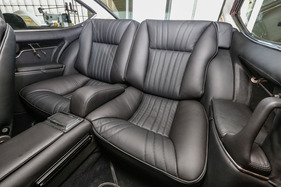 Fiat Dino 2400 Coupé (1972) - Fondsitze nach der Restaurierung