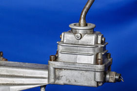 Fiat Dino 2400 Coupé (1972) - Schalthebel-Mechanik