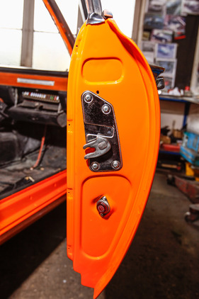 Fiat Dino 2400 Coupé (1972) - Türverschluss