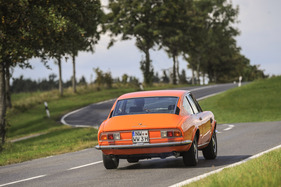 Fiat Dino 2400 Coupé (1972) - unterwegs auf trockenen Landstrassen