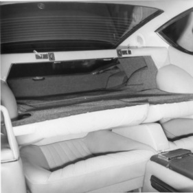 Fiat Dino Coupé (1967) - die hinteren Sitze konnten zur Vergrösserung des Stauraums umgeklappt werden