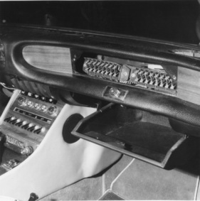 Fiat Dino Coupé (1967) - gut erreichbare Sicherungen