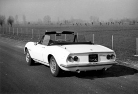 Fiat Dino Spider (1967) - Testwagen von schräg hinten fotografiert