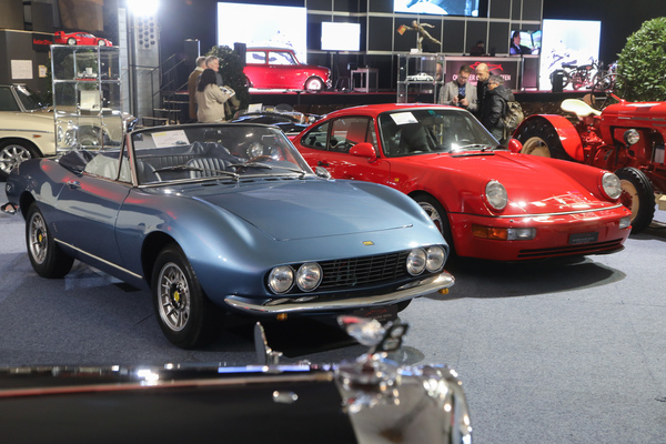 Fiat Dino Spider 2.0 (1968) - "Gstaad Classic Car Auction" der Oldtimer Galerie Toffen am 29 Dezember 2023 (Lot 134)