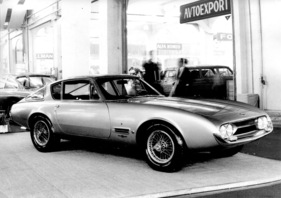 Fiat Ghia 230 S (1964) - stilreiner Entwurf mit Frontmittelmotor - Genfer Automobilsalon 1964