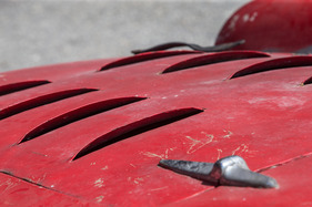 Fiat Meister Spezial MEB (1961) - Entlüftungsöffnungen, wie sie auch andere Rennsportfahrzeuge der Zeit hatten