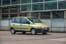 Fiat Multipla (1999) - die frühen Modelle hatten grauschwarze Stossfänger (1999)