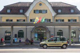 Fiat Multipla (1999) - macht auch innerorts Spass, solange der Platz in der Breite reicht (1999)