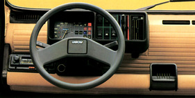 Fiat Panda 45 (1981) - das unkonventionelle Cockpit des Panda