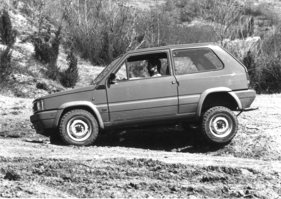 Fiat Panda 4x4 (1980) - im schwierigen Gelände