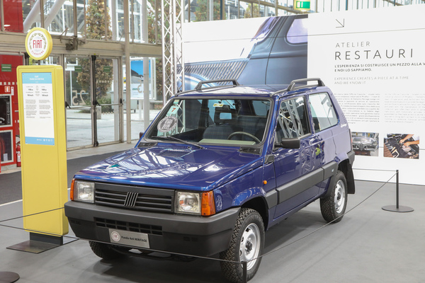 Fiat Panda 4x4 Heritage (2001) - restauriert und auf dem FCA-Heritage-Stand zu sehen - Auto e Moto d'Epoca Bologna 2023