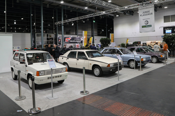 Fiat Panda 750 (1987) - mit sehr geringer Laufleistung für EUR 9644 angeboten und als verkauft gemeldet - Bremen Classic Motorshow 2023