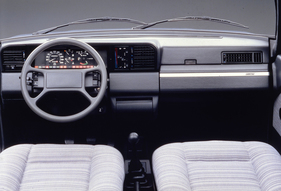 Fiat Regata ES (1983) - Interieur der Stufenhecklimousine