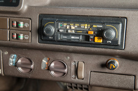 Fiat Ritmo 75 CL (1981) - Zweiwellenradio mit Kassetten-Spieler von Philips