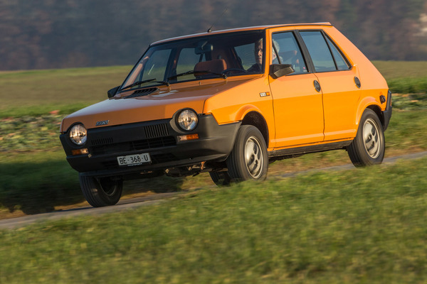 Fiat Ritmo 75 CL (1981) - die unlackierten Kunststoff-Stossfänger verkrafteten Stösse bis 6 km/h