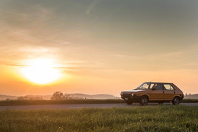 Fiat Ritmo 75 CL (1981) - fährt der Abendsonne entgegen
