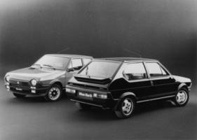 Fiat Ritmo Abarth 125 TC (1982) - next to the tamer Ritmo 105 TC (1982)