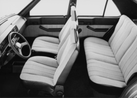 Fiat Ritmo Super (1986) - Interior with houndstooth upholstery (1986)