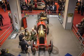 Fiat S 76 (1911) - Vorbereitung für den Warmlauf - Rétromobile Paris 2016