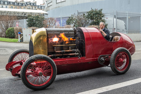 Fiat S 76 (1911) - auf Demonstrationsfahrt vor den Hallen - Rétromobile Paris 2016