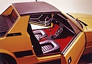 Bild: Fiat X 1/9 (1972) – Blick in den Innenraum mit installiertem Dach