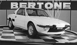 Fiat X 1/9 (1973) - der Gandini-Entwurf auf dem Bertone-Stand am Genfer Automobilsalon von 1973