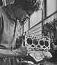 Fiat vs. VW vs. DKW im hobby Super-Test - Die Verbrennungsräume beim Fiat-Motor waren leicht verkokt.