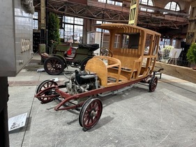 Fischer Schnittmodell (1920) – Lehrlinge des Carrosserieverbands fertigten dieses Schaumodell für das Verkehrshaus der Schweiz - Zürcher Automobile, Ausstellung im Gauss-Stierli-Areal 2025