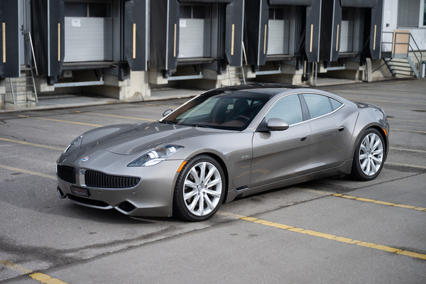 Bild: Fisker Karma Sport (2012) - als Lot 49 an der Versteigerung der Oldtimer Galerie in Toffen am 21. März 2026