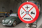 Flugzeuge, Tretroller, Trolleybusse und Bobbycars verboten – Immerhin Käfer waren gestattet – 75 Jahre VW in der Schweiz