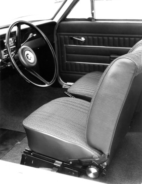 Ford 15 M (1968) - mit neu platzierter Handbremse