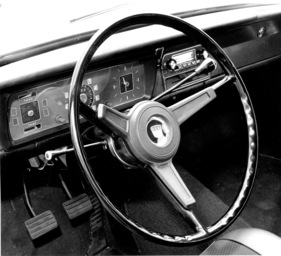 Ford 17 M (1968) - Armaturenbrett mit Uhr, aber ohne Drehzahlmesser