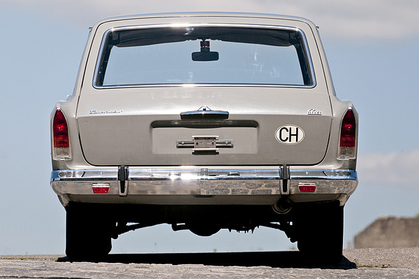 Ford 17M 1700S Turnier (1967) - Ab Stossstangenhöe öffnet die Ladeklappe