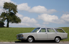 Ford 17M 1700S Turnier (1967) - Als Kombis noch richtig grosse Fensterflächen hatten im Heckbereich Ford 17M 1700S Turnier (1967) - Als Kombis noch richtig grosse Fensterflächen hatten im Heckbereich