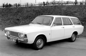 Ford 17M Turnier (1969) – viertüriger Kombi mit der traditionellen Bezeichnung "Fordor"