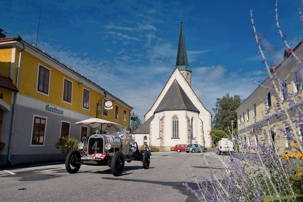Bild Ford A Speedster (1930) - unterwegs in Richtung Wien - 30. RAID Klosters-Wien 2020