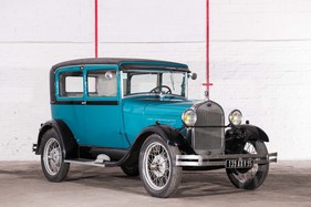 Ford AF Coach (1932) - als Lot 66 angeboten an der Artcurial "On the Road" Versteigerung am 9. Oktober 2016