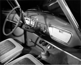 Ford Anglia (1959) - stilvolles Interieur mit gut ablesbaren Instrumenten