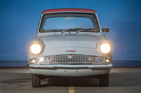 Ford Anglia De Luxe (1961) - noch ohne Markenschriftzug