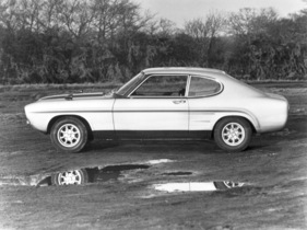 Ford Capri (1970) - das 2,6-Liter-Modell von der Seite