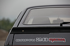 Ford Capri 2.8 Injection (1982) - kreativ gestalteter Schriftzug am Heck