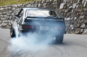 Ford Capri 2.8i (1982) - Arosa ClassicCar Hill Climb 2015