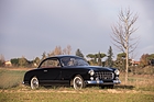 Ford Comète (1952) - als Lot 126 angeboten an der Artcurial "Sur Les Champs 10" Versteigerung am 30. Oktober 2016