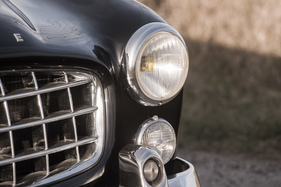 Ford Comète (1952) - übereinander angeordnete Lampen vorne